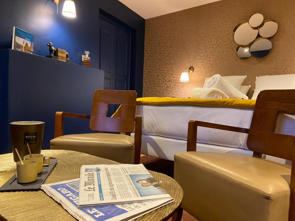 La Tour Yveline Couette-café